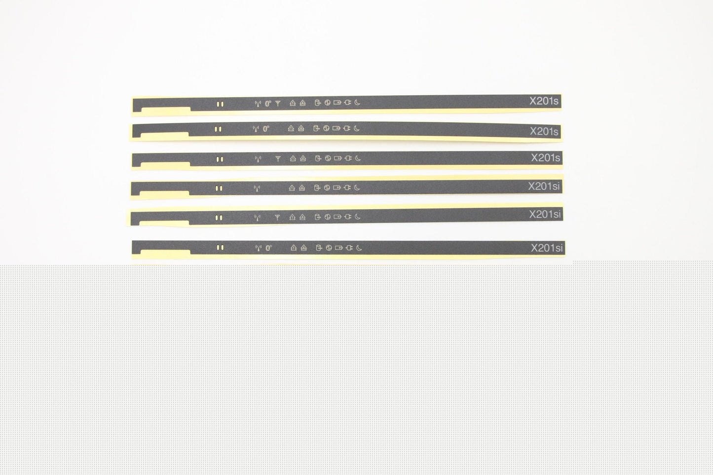 Lenovo Bz Bezels/Doors - 04W0361