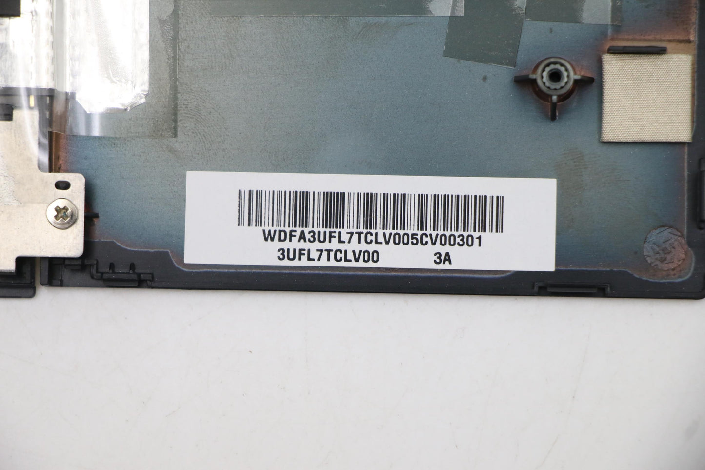 Lenovo Fl7B Fru Top Cover Black 04W13 - 04W1384