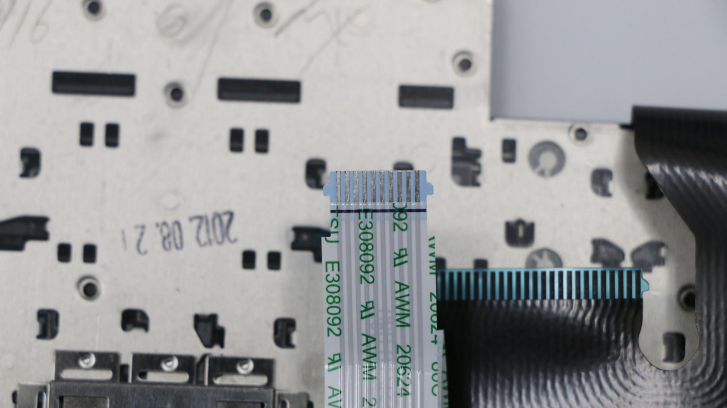 Lenovo Ki Keyboards Internal - 04W2935
