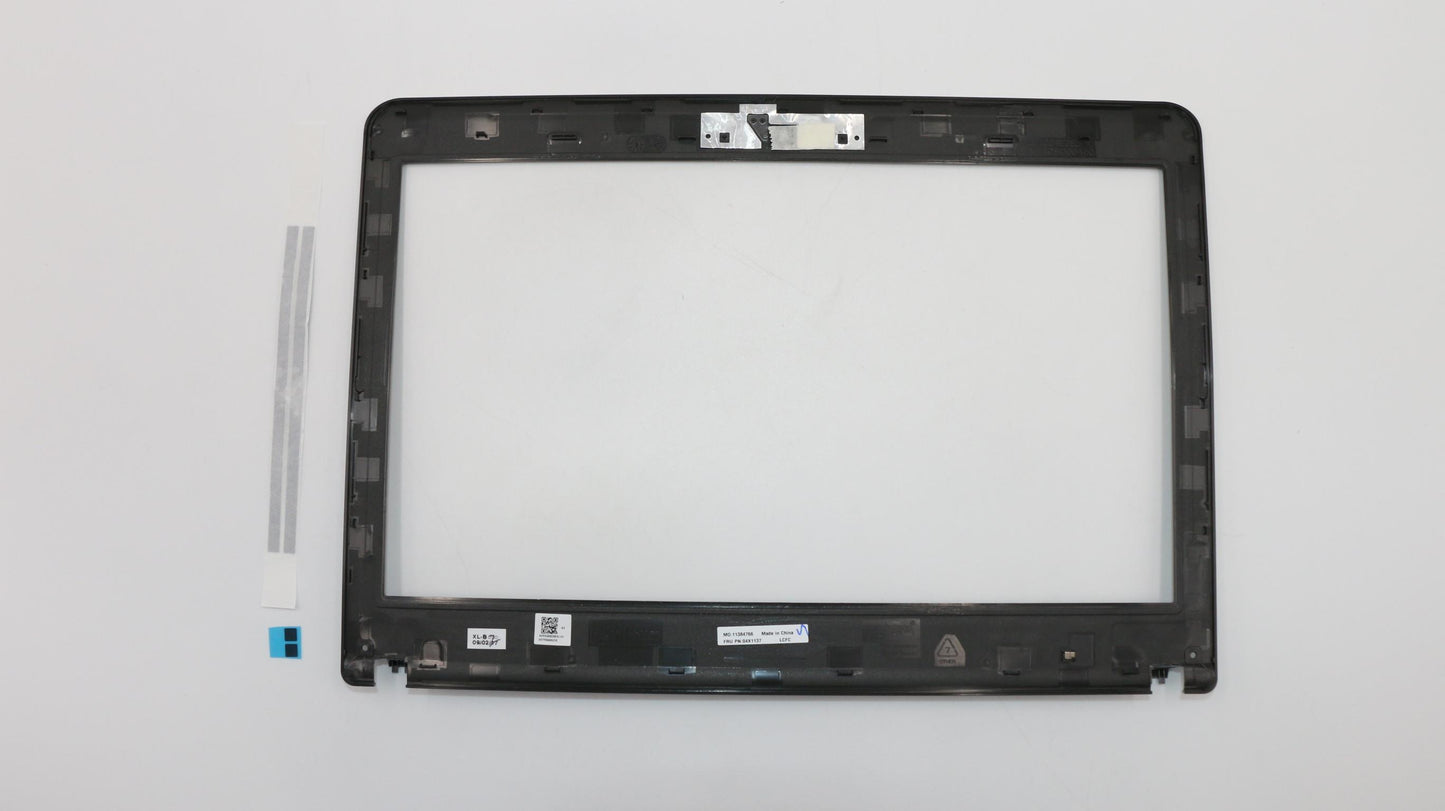 Lenovo Bz Bezels/Doors - 04X1137
