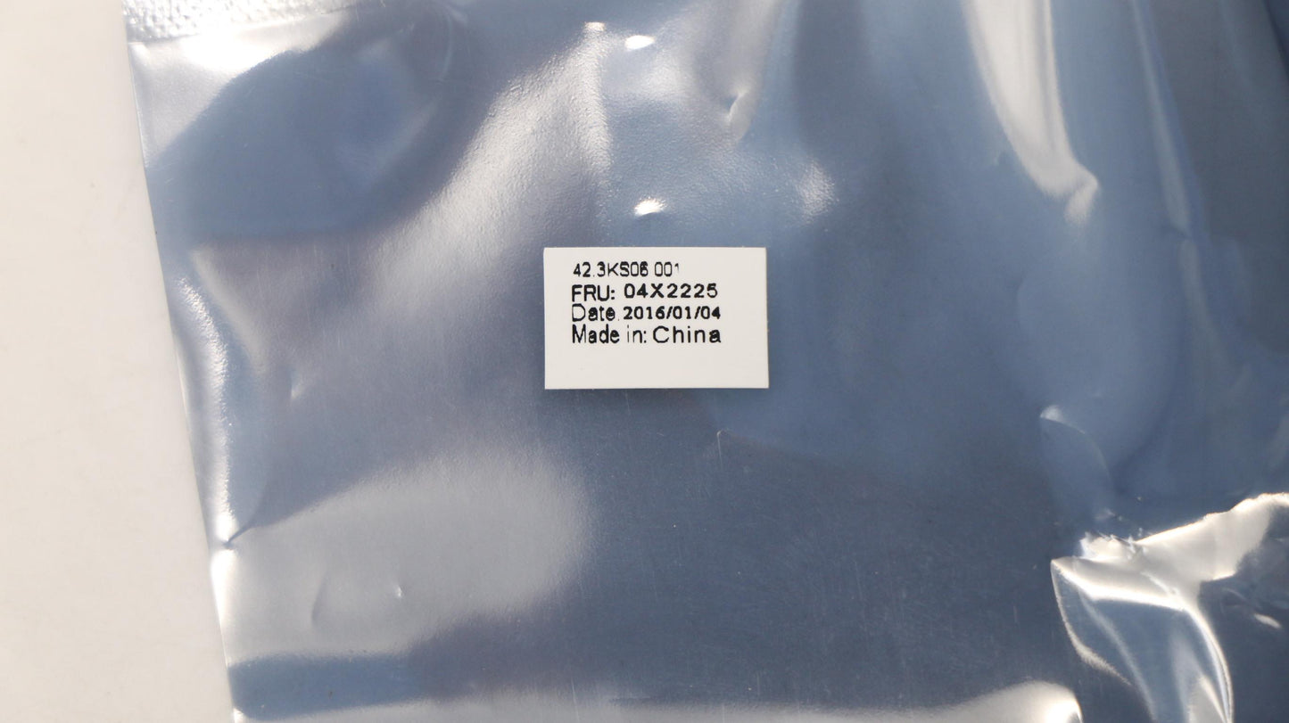 Lenovo Mechanical Latch,Non Webcam,Mo - 04X2225