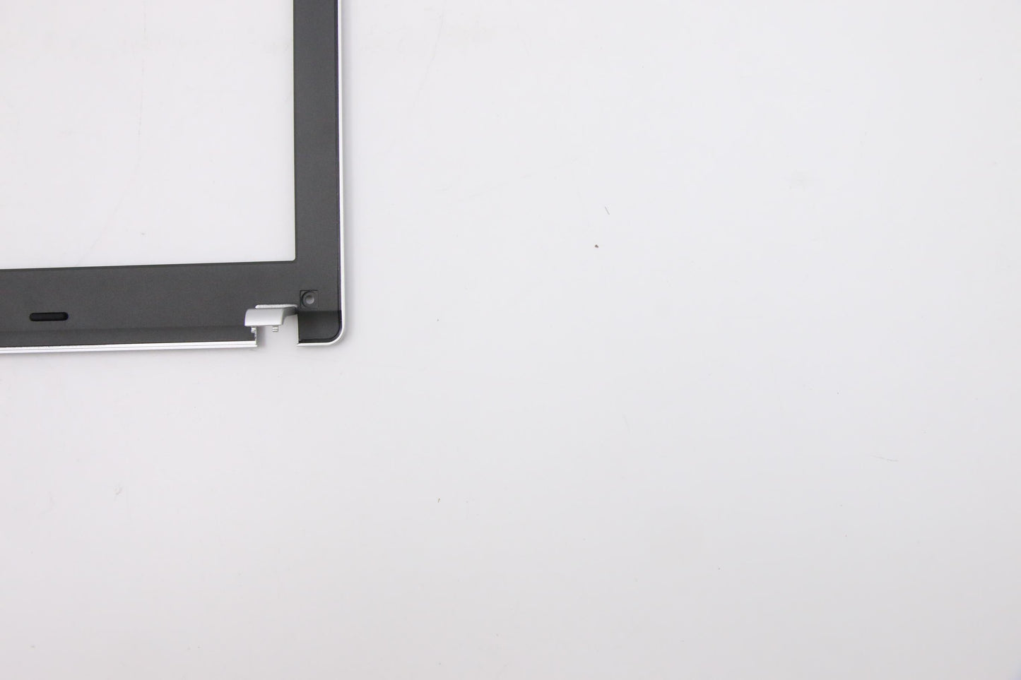 Lenovo Bz Bezels/Doors - 04X4290