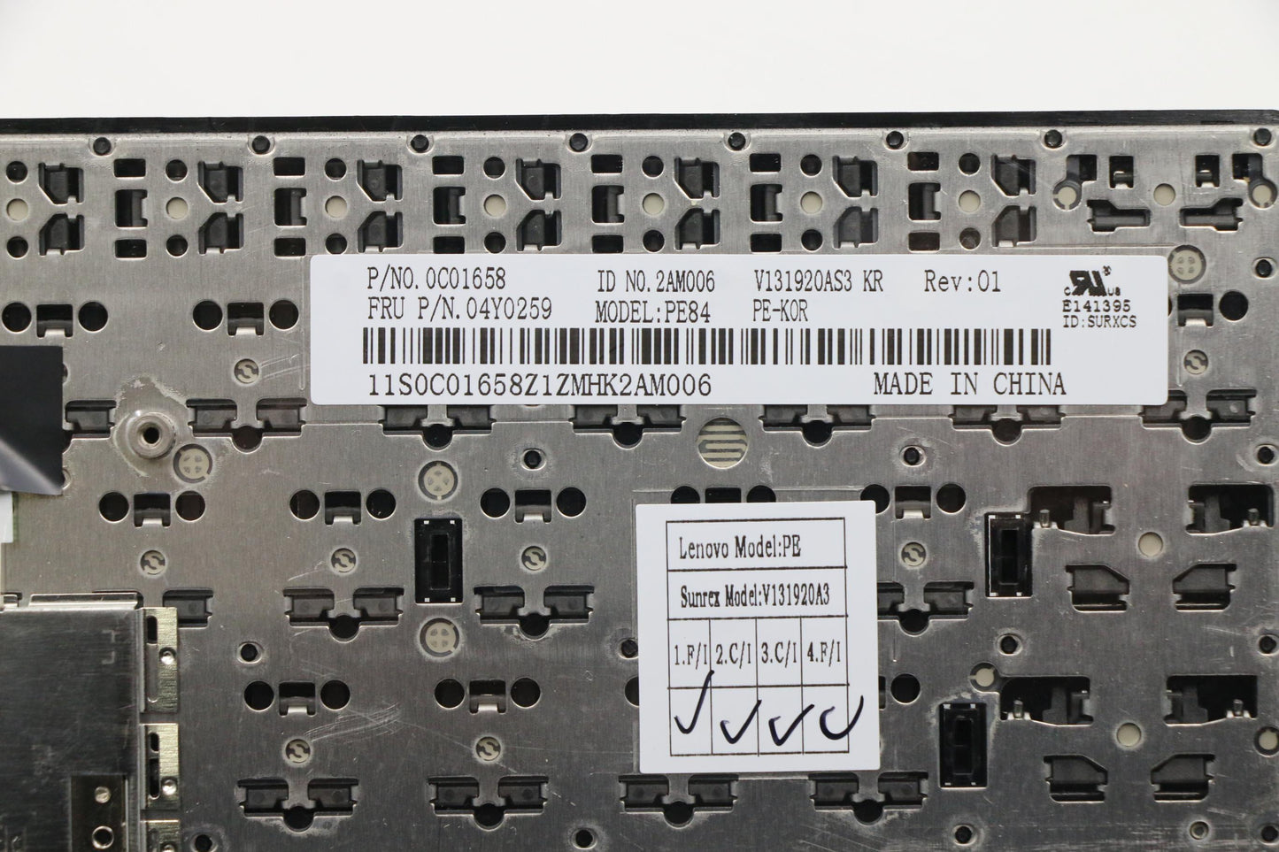 Lenovo Keyboard Pe-Keyboard Kor Srx - 04Y0259