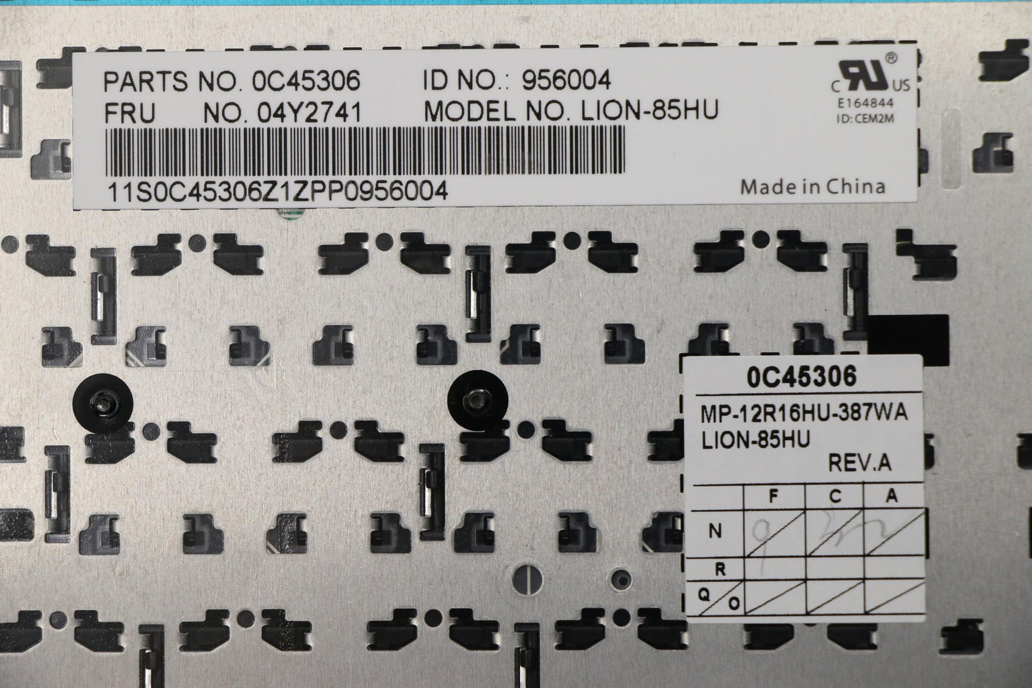 Lenovo Ki Keyboards Internal - 04Y2741