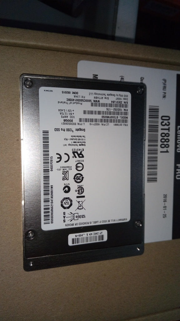 Lenovo Sd Solid State Drives - 03T8881