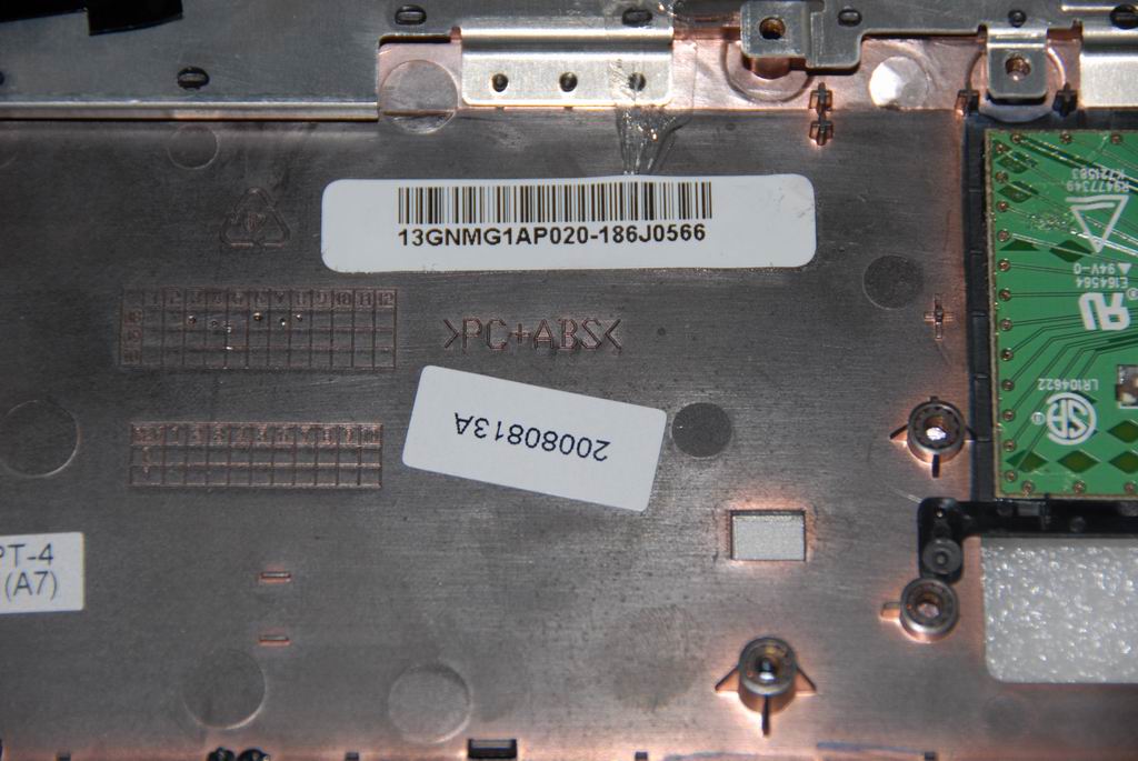 Lenovo 31034586 Top Case Module Y530 W/Tp-Al