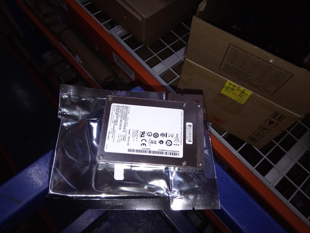 Lenovo Sd Solid State Drives - 03T8882