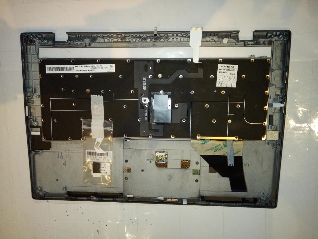 Lenovo Kp Kybd Bezels And Palmrests - 00HN900