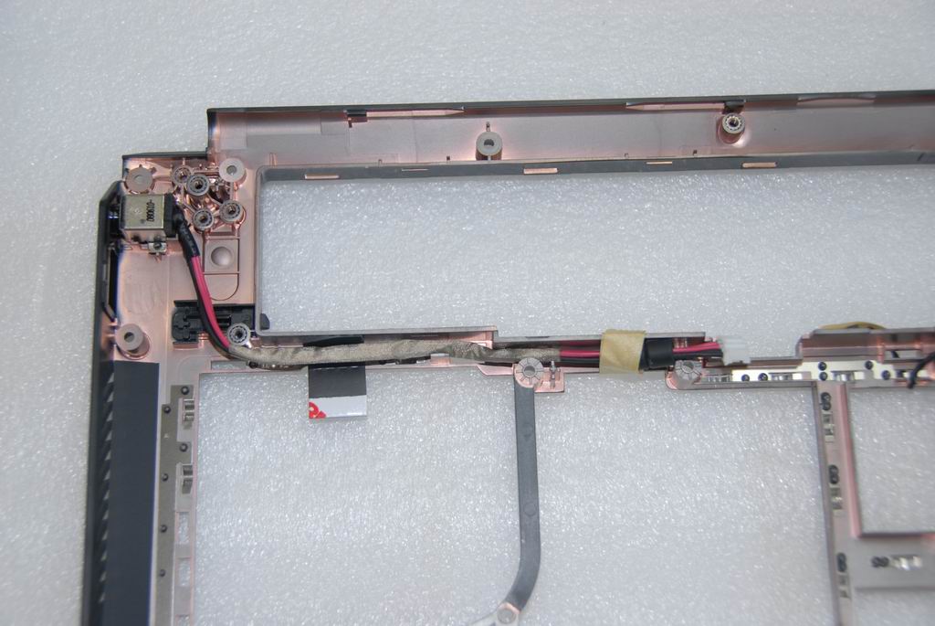 Lenovo 31034589 Bottom Case Assembly Y530 Wo/T