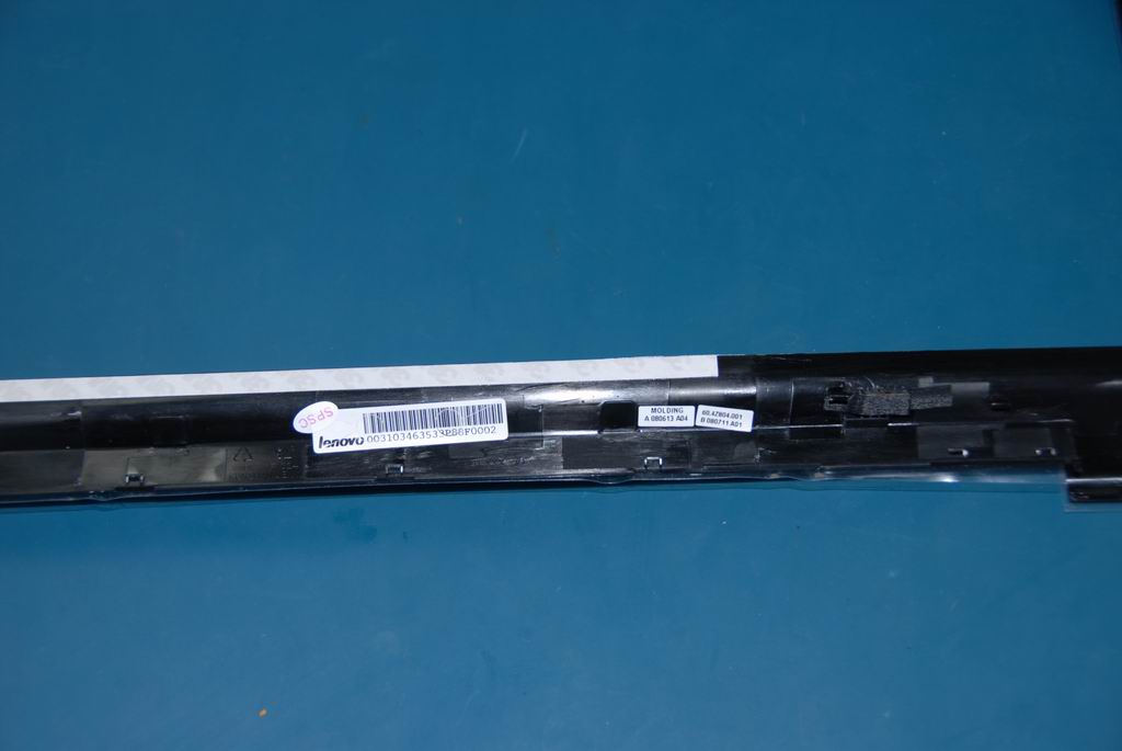 Lenovo 31034635 Bezel Lcd Assembly Y720