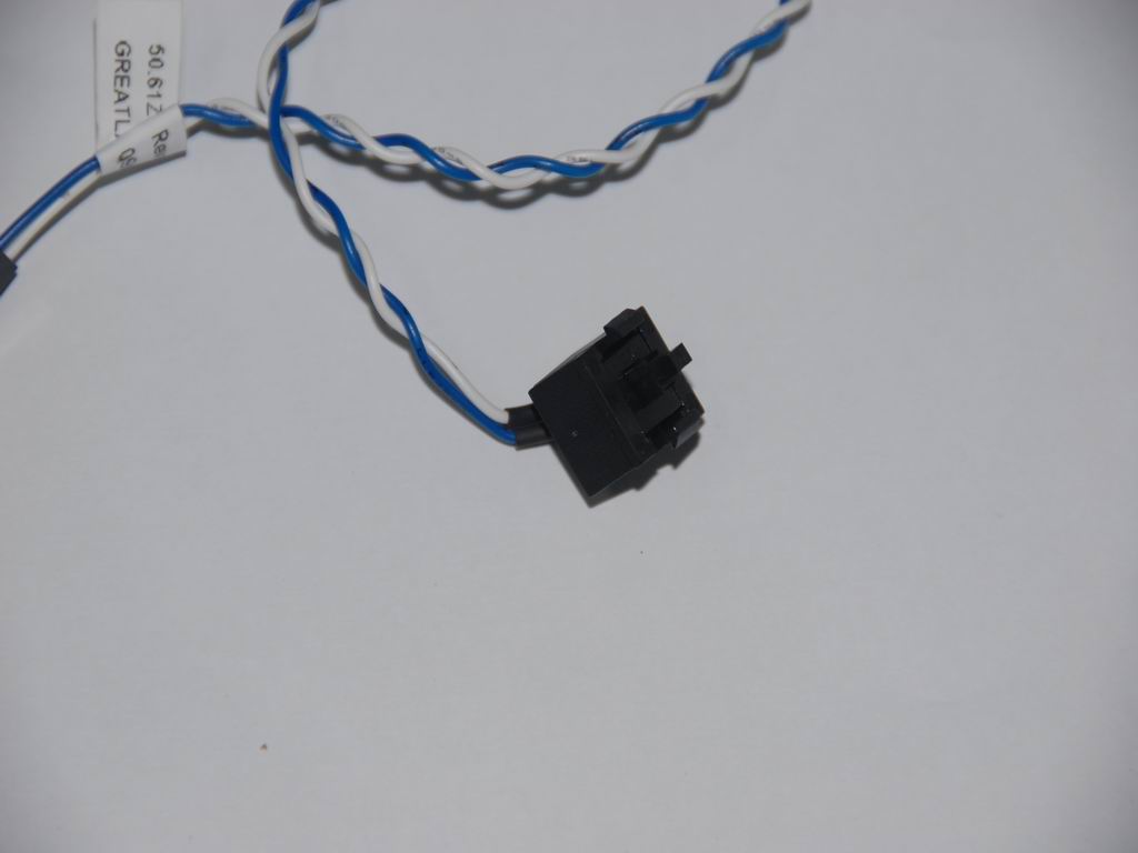 Lenovo 31038764 Husum Reset Butto 2Pin W/Cable