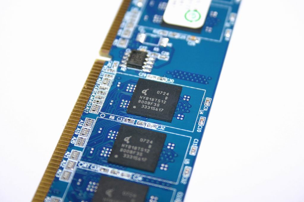 Lenovo Ddrii 512M Qim R Hyb18T512-3S - 1004622
