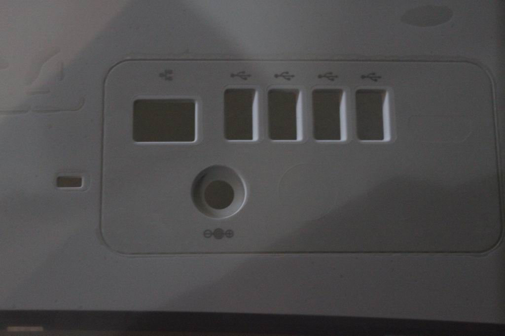 Lenovo Cover Carib W/Tv W/O Hdmi (Whi - 31051791