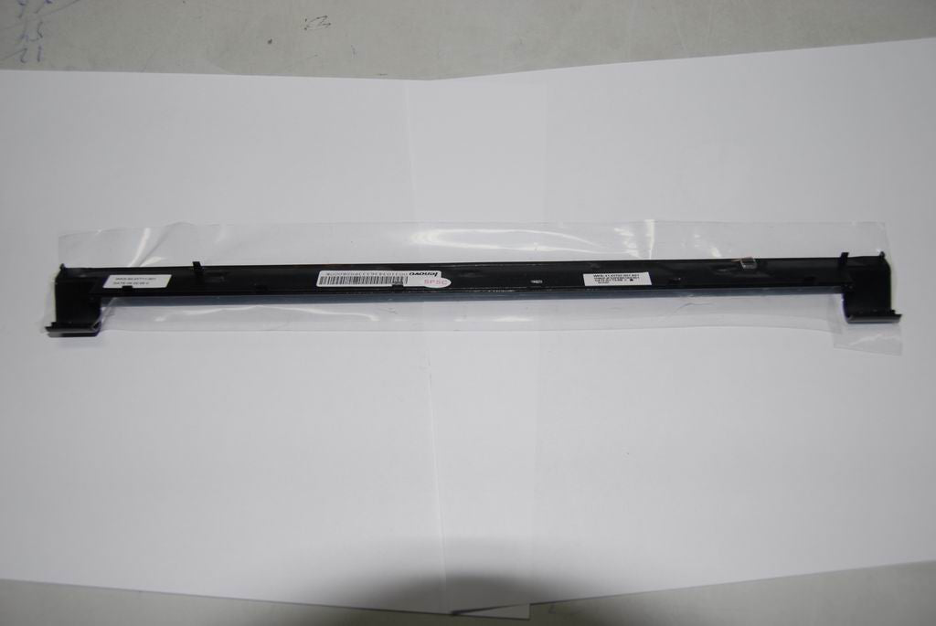 Lenovo 31034363 Lt32P Lcd Bezel 60.4Y711.001