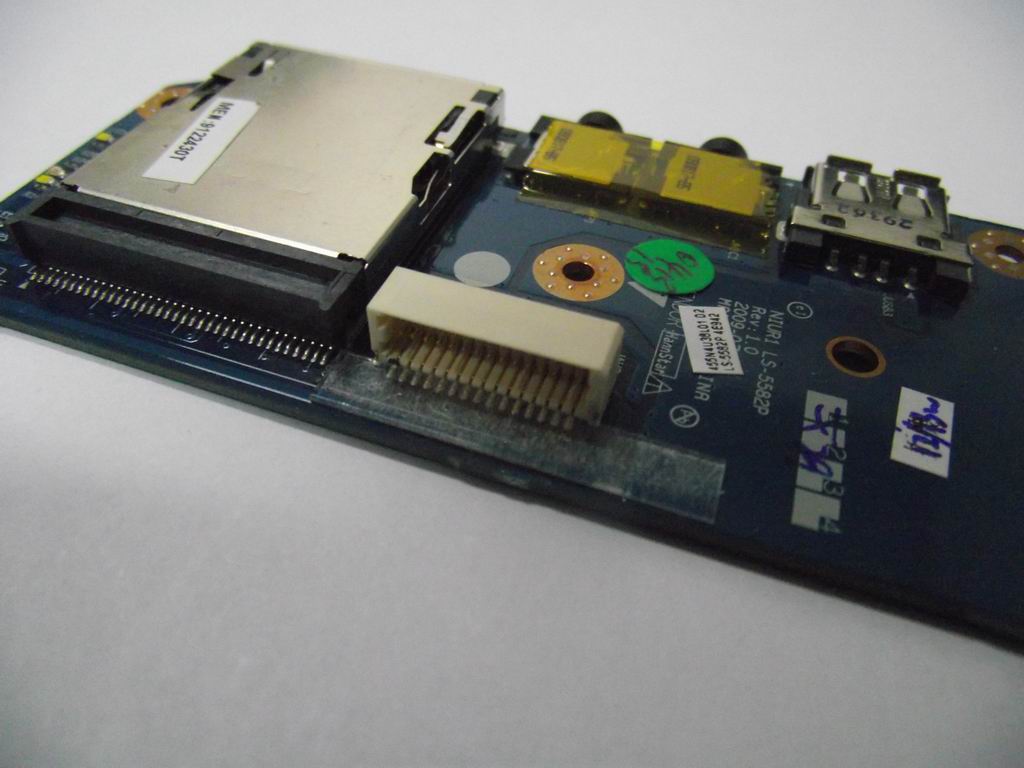 Lenovo Screw - 31039857