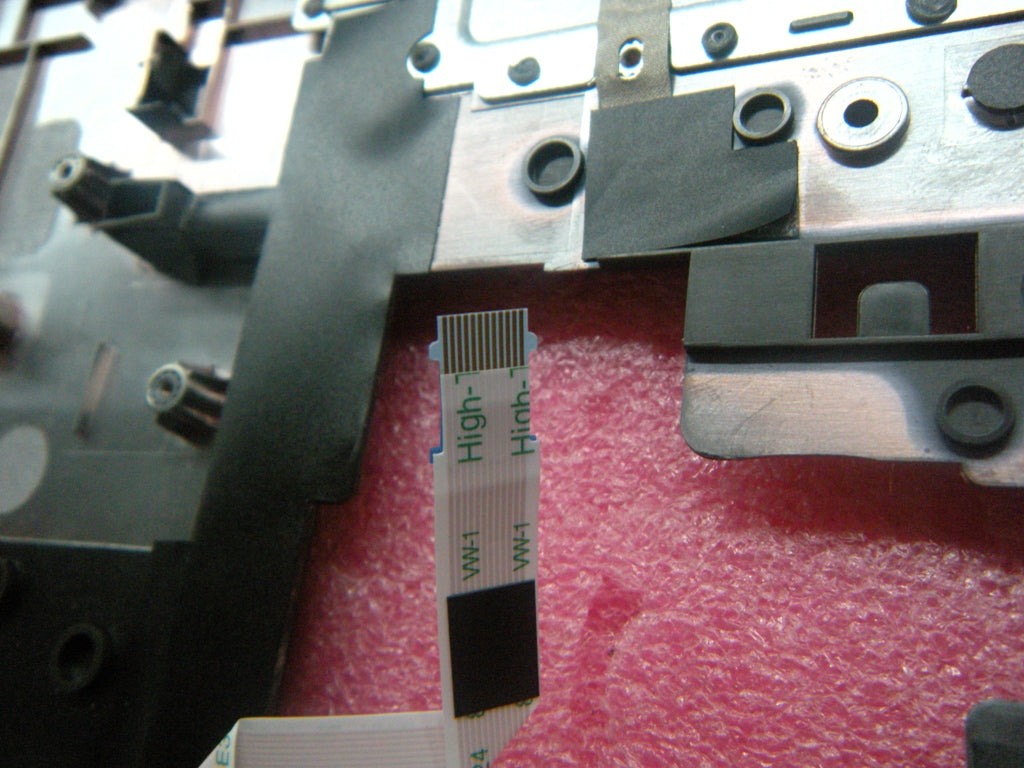Lenovo Kp Kybd Bezels And Palmrests - 04X4888