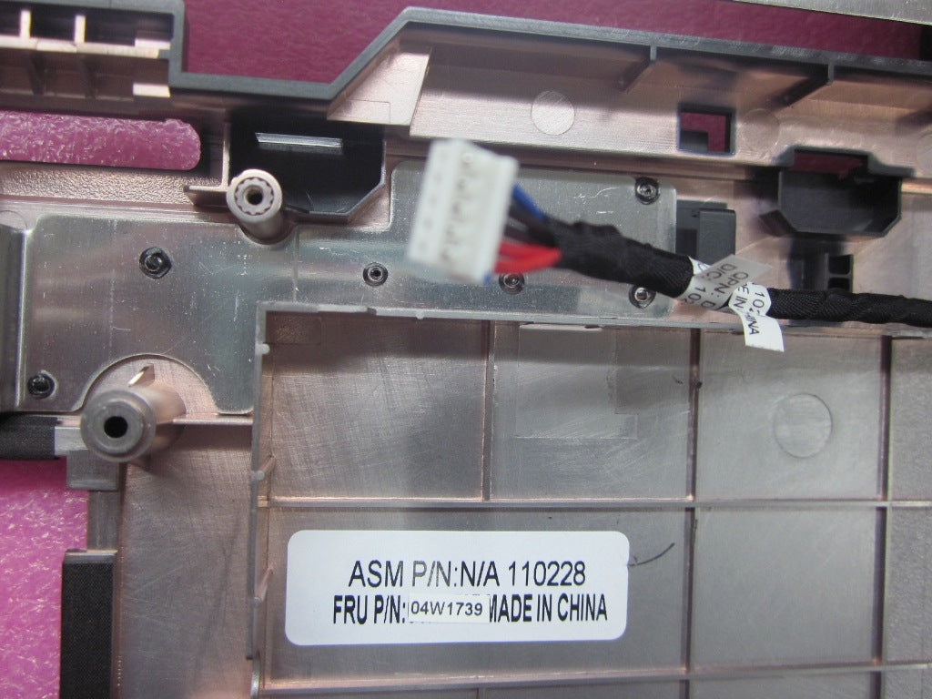 Lenovo Base - 04W1739