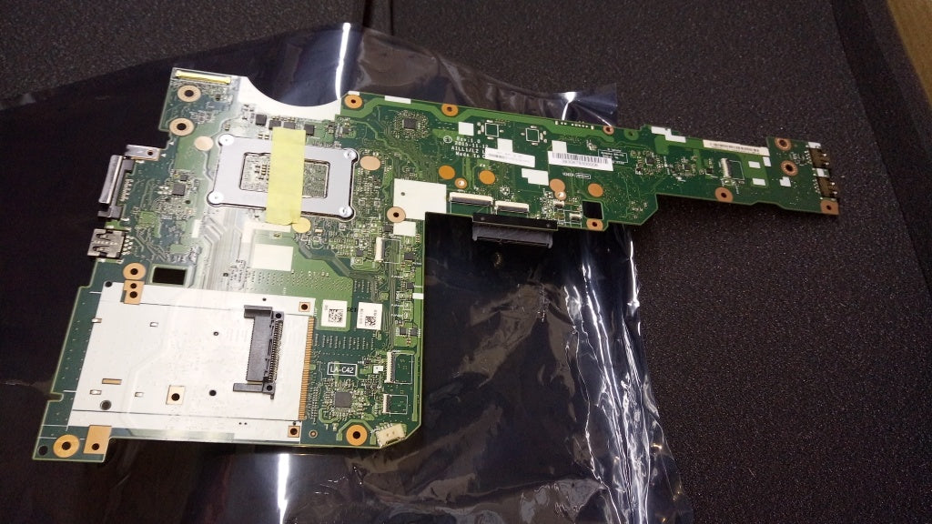 Lenovo Pl System Boards - 00UR710