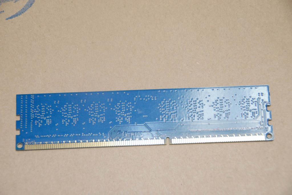 Lenovo Mem 1Gb Ddr3 1066 - 1006424