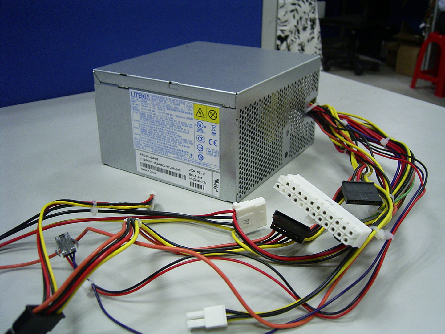 Lenovo 36001721 Power Supply