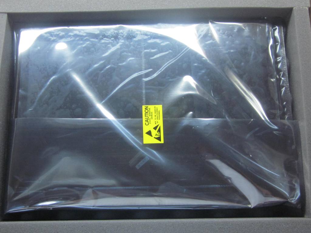 Lenovo Mecha Shell Top, Sec,Y-Wwan,Gr - 04W1471