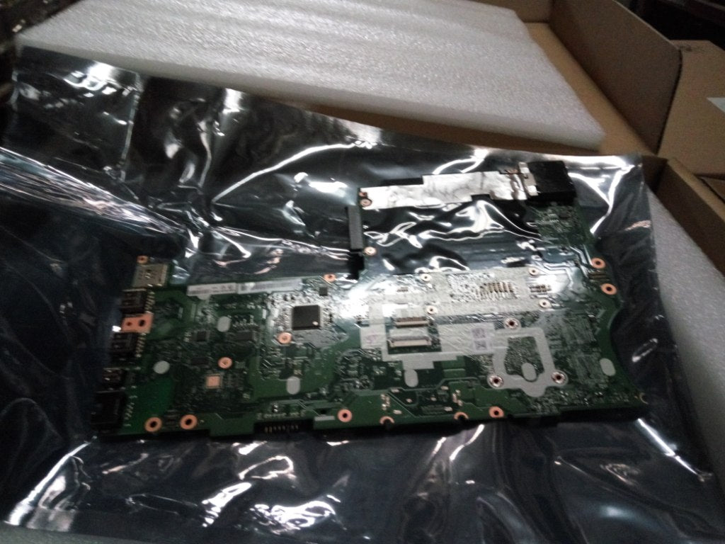 Lenovo Pl System Boards - 01AW257