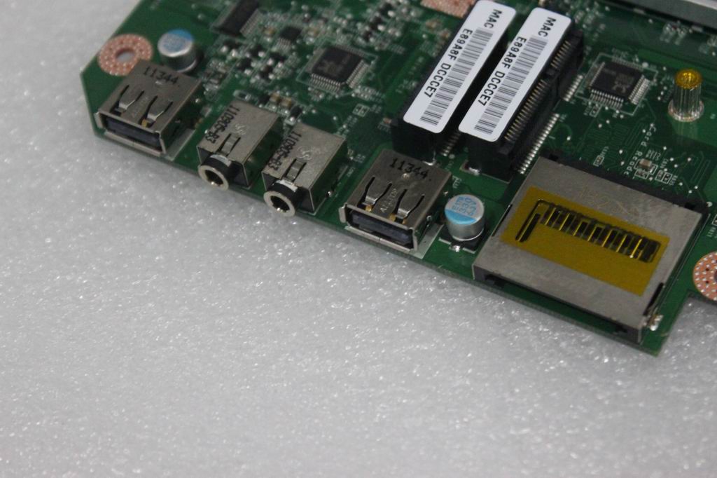 Lenovo Mb C325 A Hudson Uma 1.65G Cpu - 11013949