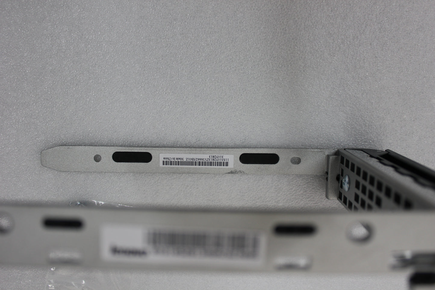Lenovo Replacement Part - 31052813