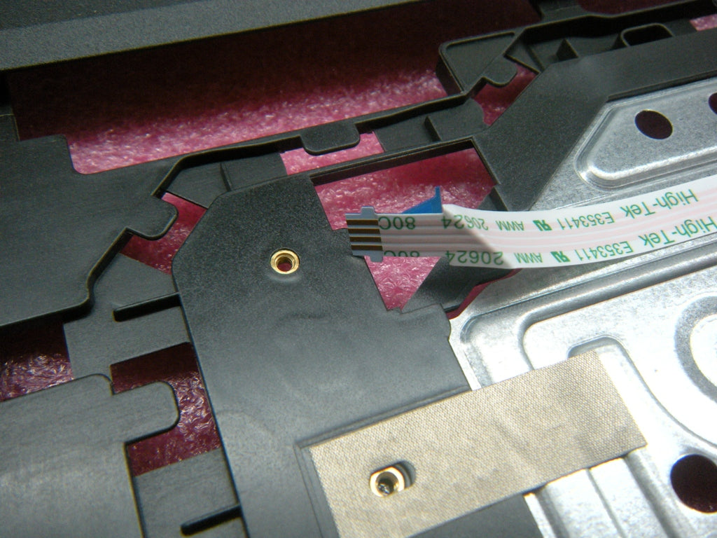 Lenovo Kp Kybd Bezels And Palmrests - 04X4861