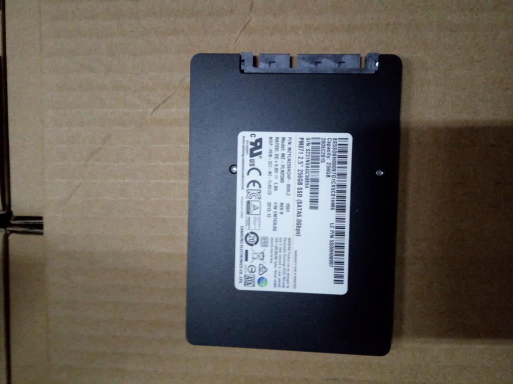 Lenovo Solid State Drive - 5SD0H00097