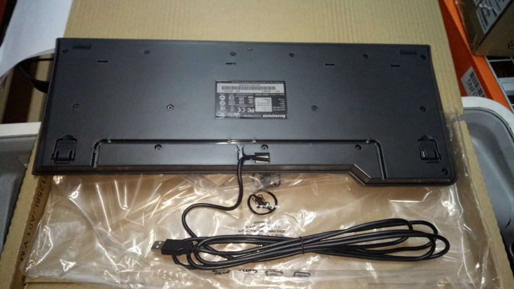 Lenovo Kb Keyboards External - 04X2631