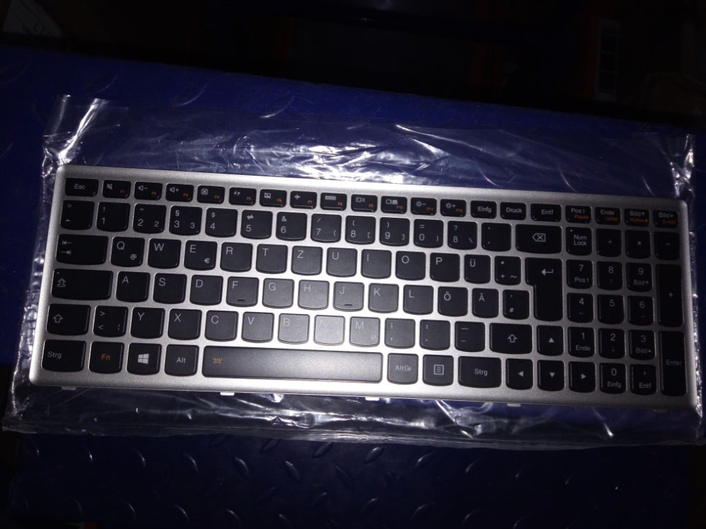 Lenovo Matel - 25205682
