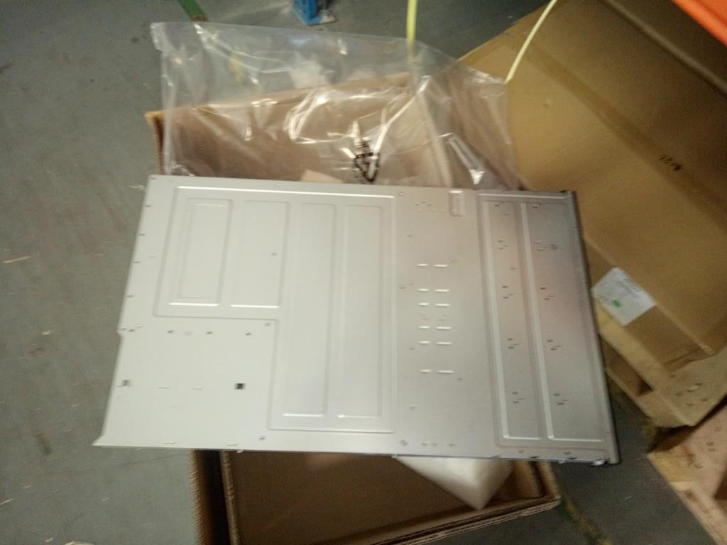 Lenovo Ch Chassis And Frames - 03X3894
