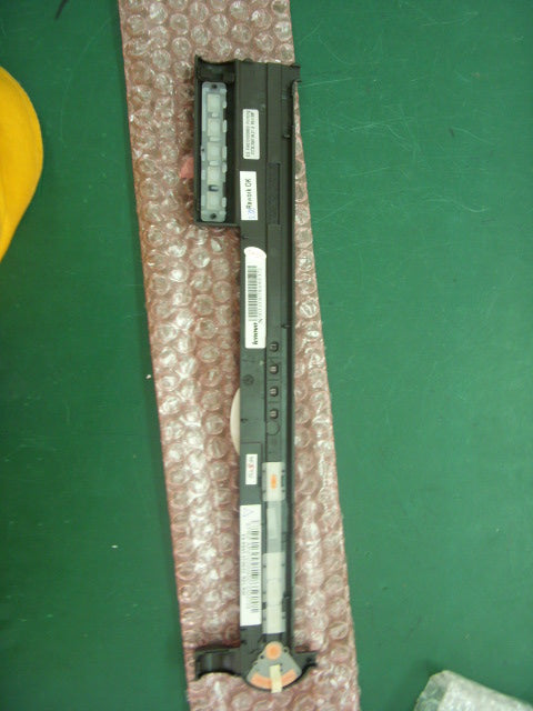 Lenovo 31030786 Assembly Keyboard Cover Y410 I