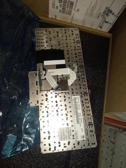 Lenovo Ki Keyboards Internal - 04Y0384