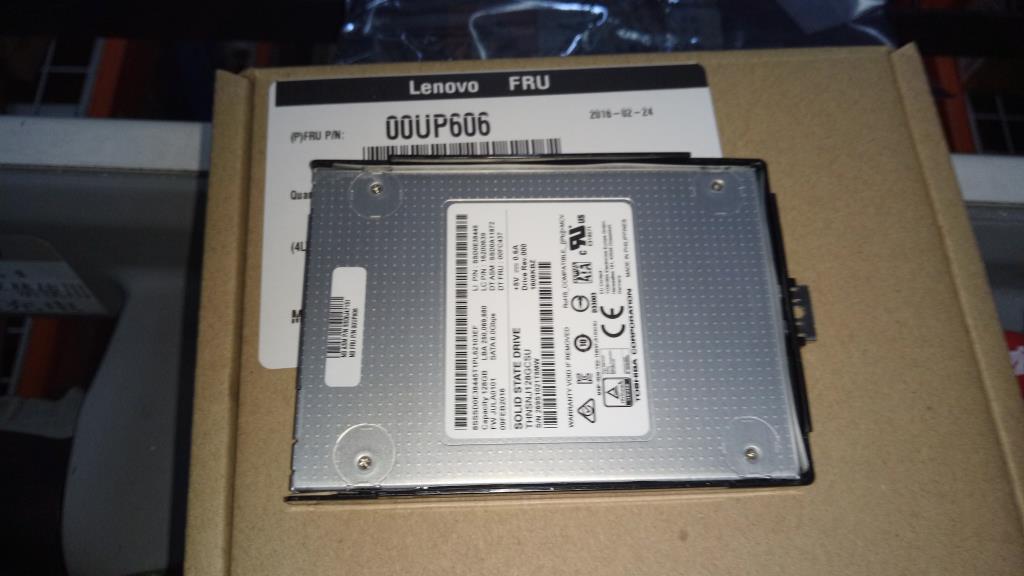 Lenovo Sd Solid State Drives - 00UP606