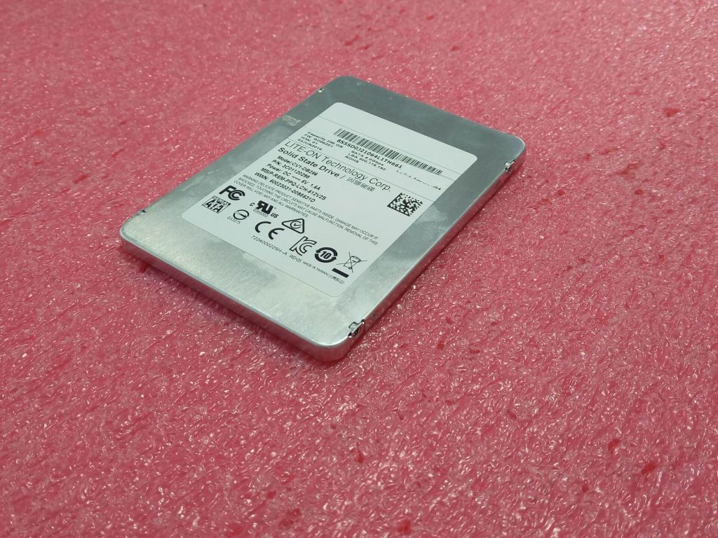 Lenovo Sd Solid State Drives - 5SD0J21064