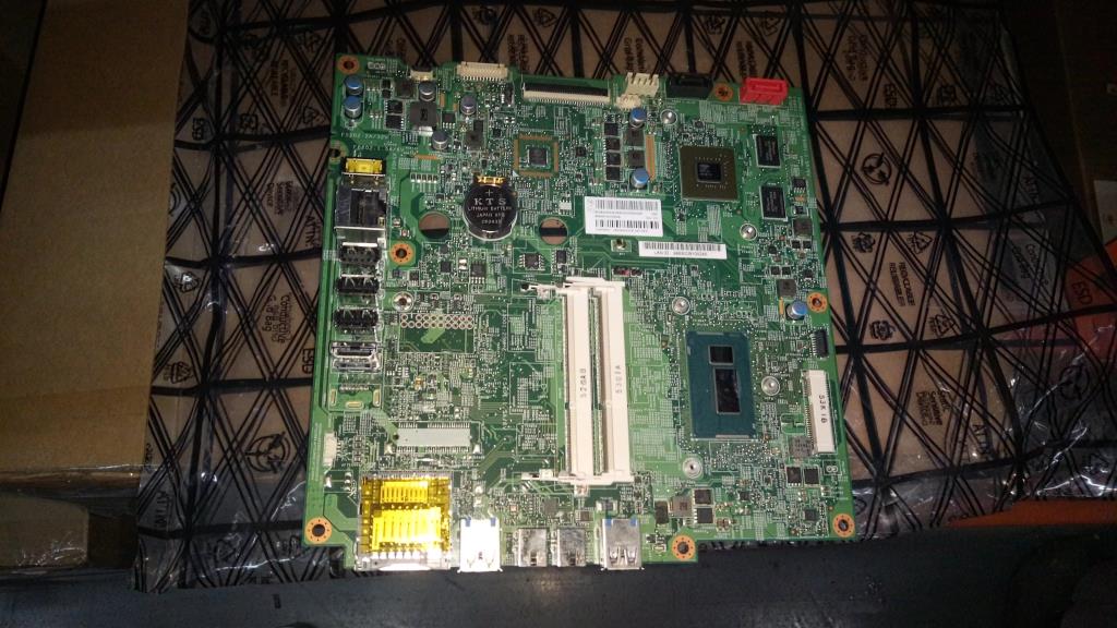 Lenovo System Boards - 5B20H42258