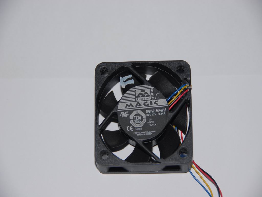 Lenovo 31038816 Fan Tahiti Chassis