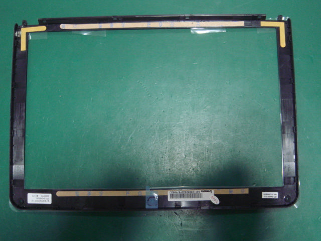 Lenovo 31038023 Bezel S12 Lcd Blk W/Cmr Hole