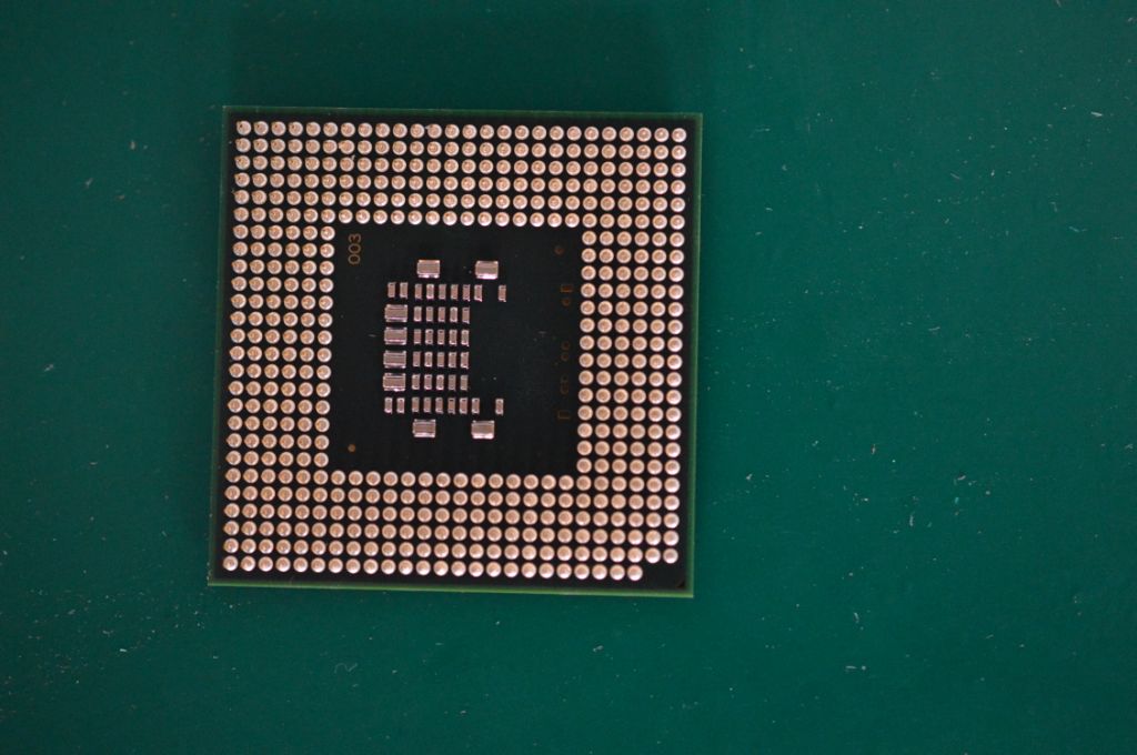 Lenovo Cpu Intel T5900 2.20G 2M M-0 P - 102000559