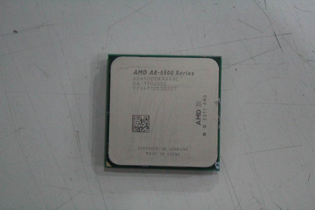 Lenovo 1100821 Cpu Amd A8-6500 3.5/4M/4C/1866