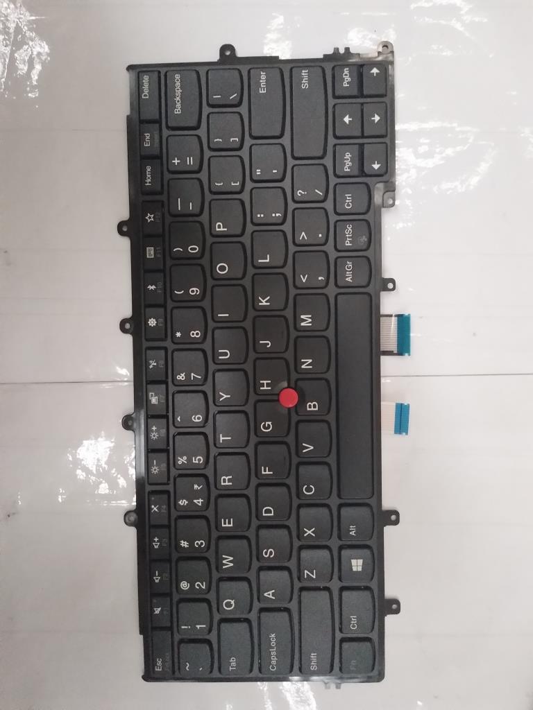 Lenovo Nb Keyboard Keyboard N/Bl Ltn - 01EP059