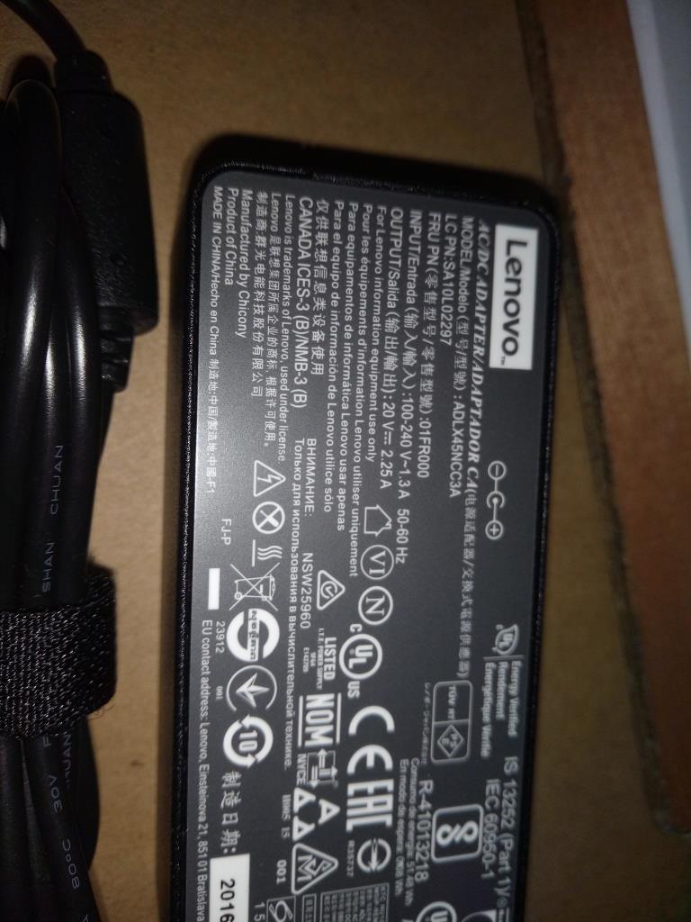 Lenovo Ac Adapter - 01FR000