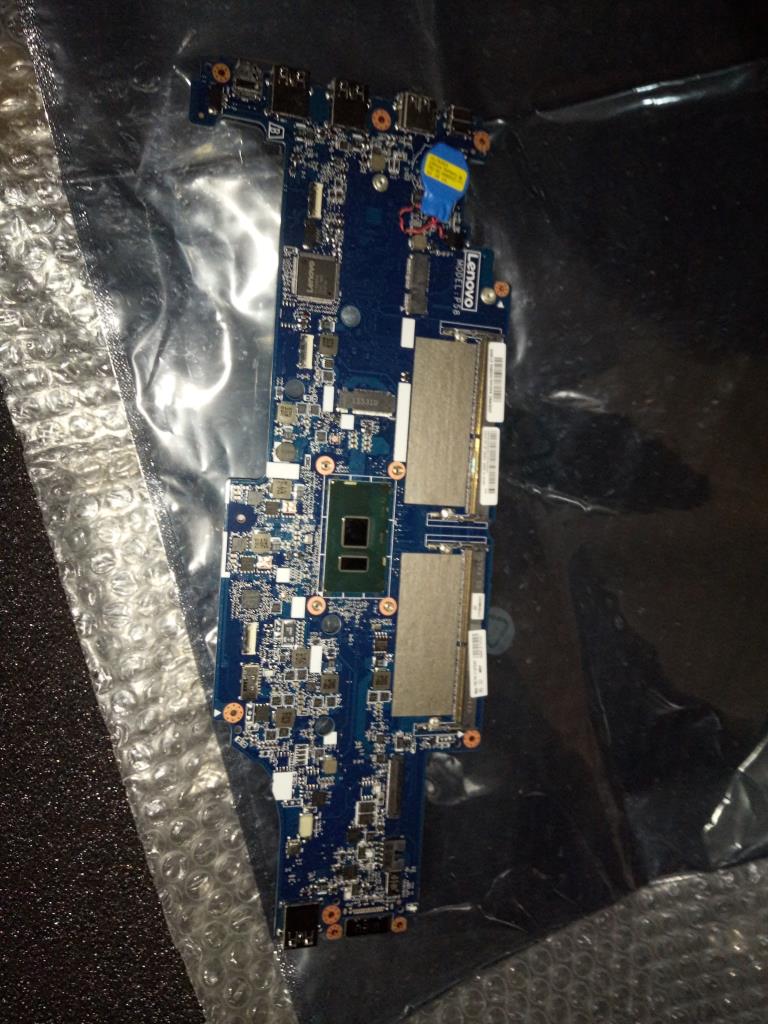 Lenovo Mb - 01AY549