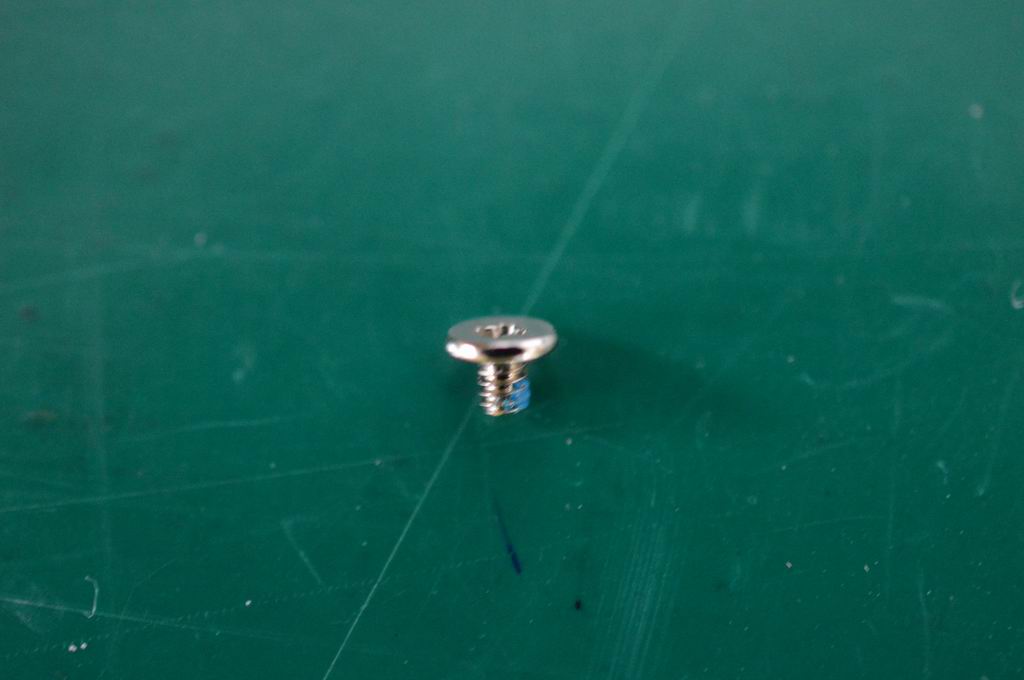 Lenovo Screw Lz8T M2.0*2.5-I(Ni)(Nylo - 90202751