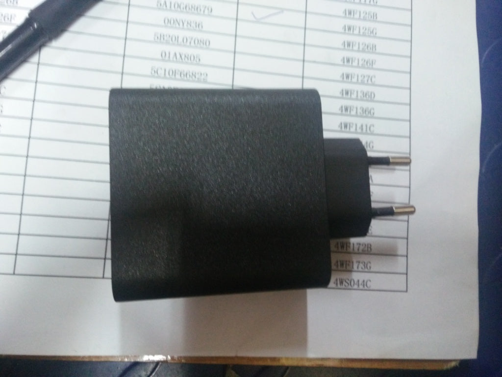 Lenovo Adapter - 5A10G68674