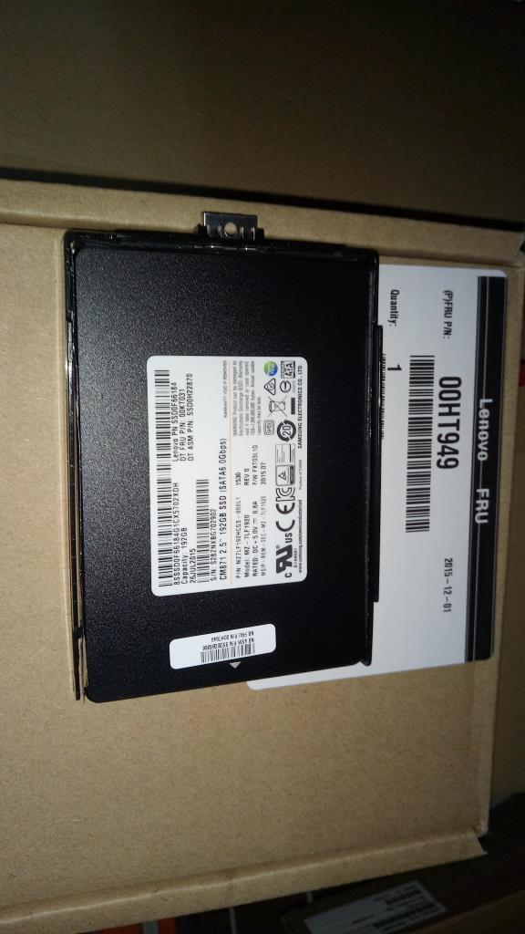 Lenovo Sd Solid State Drives - 00HT949
