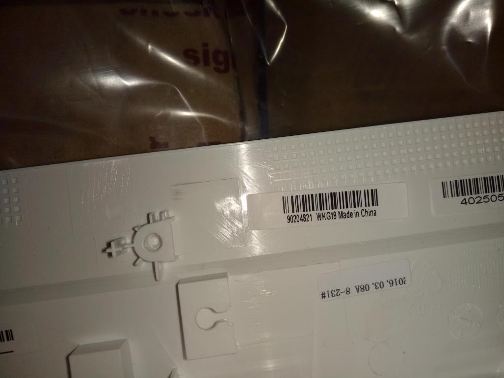 Lenovo Bz Bezels/Doors - 90204821