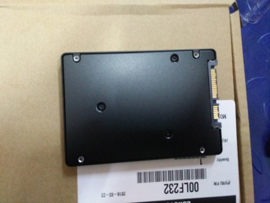 Lenovo Sd Solid State Drives - 00LF232